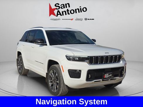 New 2025 Jeep Grand Cherokee Overland w/ Trailer Tow Package AWD/4WD image 2