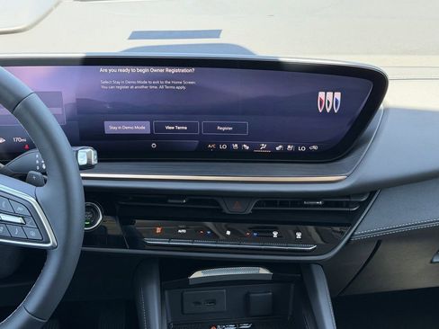 New 2026 Buick Envision Avenir AWD/4WD image 4