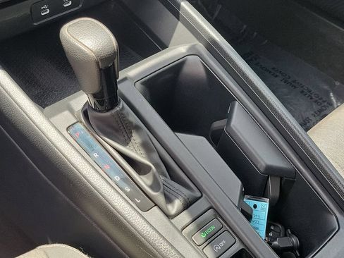 Used 2023 Honda Accord EX image 28