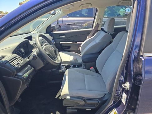 Used 2015 Honda CR-V LX image 3
