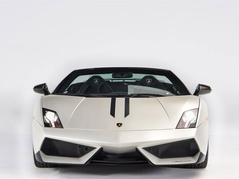 Used 2012 Lamborghini Gallardo LP 570-4 Performante AWD/4WD image 3
