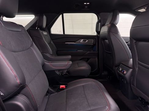 New 2026 Ford Explorer ST AWD/4WD image 29