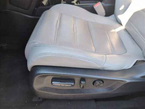 Used 2020 Honda CR-V EX-L image 11