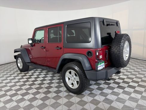 Used 2011 Jeep Wrangler Unlimited Sport image 5