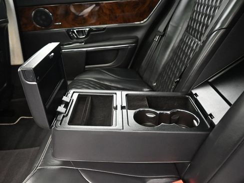Used 2016 Jaguar XJ L Portfolio AWD/4WD image 38
