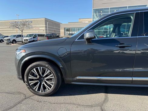 Used 2021 Volvo XC90 T8 Inscription Expression w/ Protection Package Premier image 2