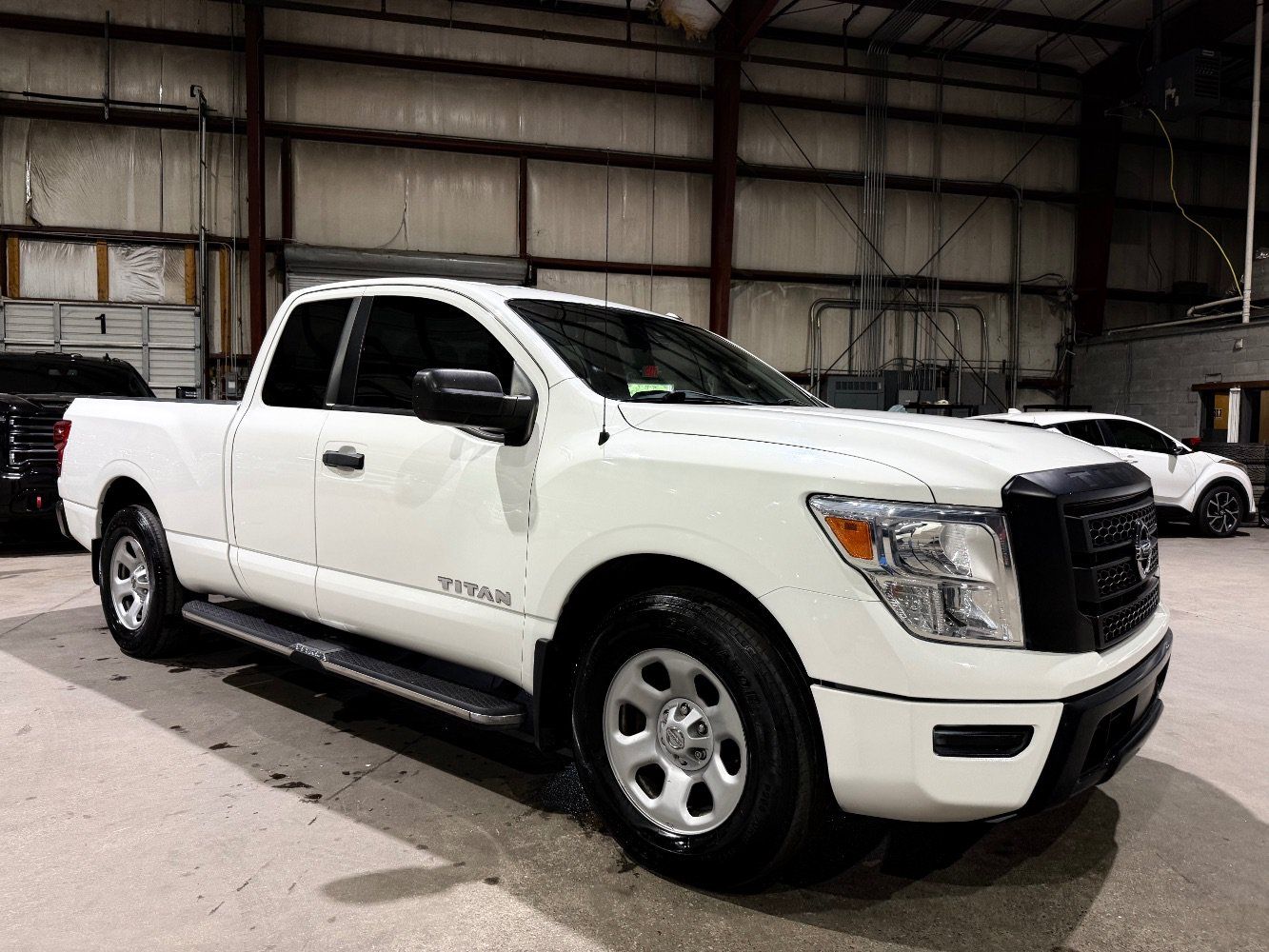 Used 2021 Nissan Titan S w/ S Utility Package RWD image 2