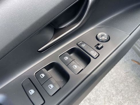 New 2026 Hyundai Elantra SEL Sport FWD image 13