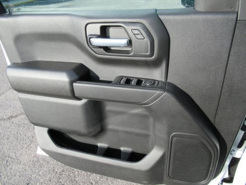 New 2026 Chevrolet Silverado 1500 W/T w/ WT Value Package RWD image 23