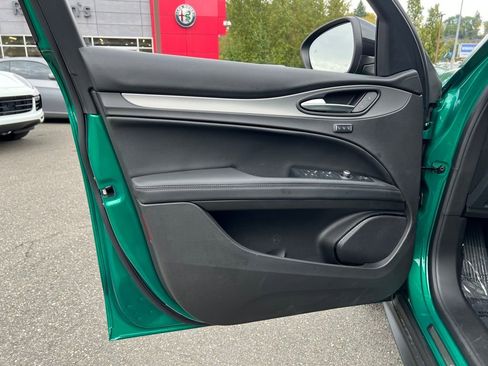 New 2025 Alfa Romeo Stelvio Sprint w/ Convenience Package image 18