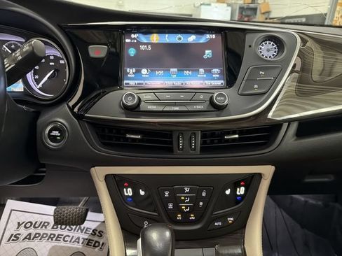 Used 2020 Buick Envision Preferred AWD/4WD image 16