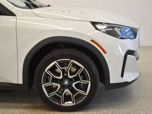 Used 2026 BMW X2 xDrive28i AWD/4WD image 13