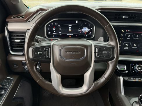 Used 2023 GMC Sierra 1500 Denali w/ Denali Reserve Package AWD/4WD image 13