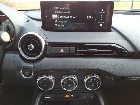 Used 2024 MAZDA MX-5 Miata RF Grand Touring w/ Weather Package image 23