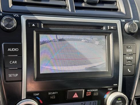 Used 2014 Toyota Camry SE FWD image 12