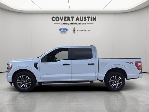 Used 2022 Ford F150 XL w/ STX Appearance Package RWD image 2