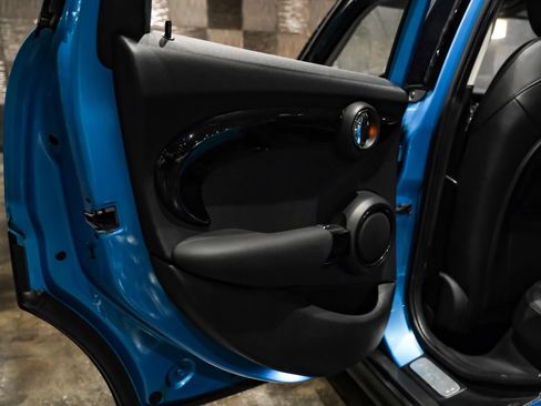 Used 2017 MINI Cooper S FWD image 39