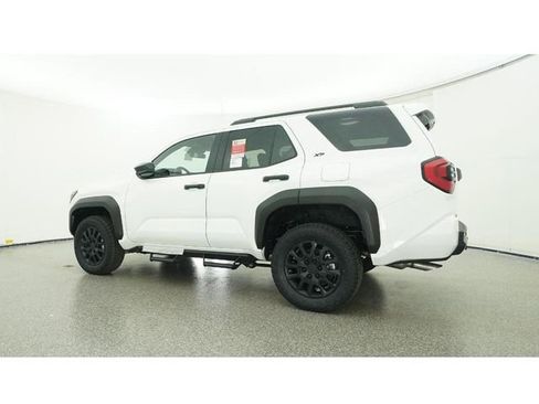 New 2026 Toyota 4Runner SR5 AWD/4WD image 20