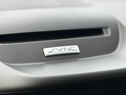 Used 2016 Ford Escape SE w/ Equipment Group 201A image 39