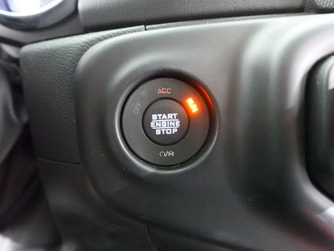 Used 2023 Jeep Wrangler Unlimited Sahara w/ Cold Weather Group AWD/4WD image 22