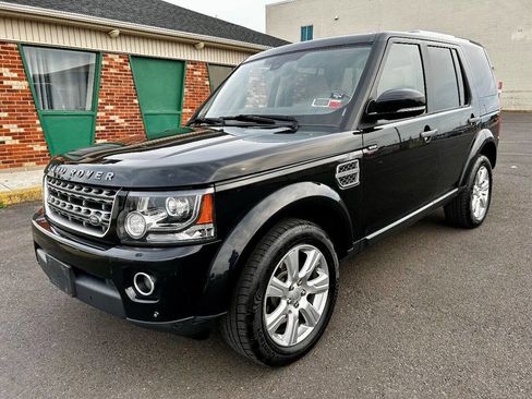 Used 2016 Land Rover LR4 HSE Silver Edition image 2
