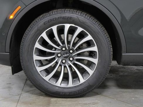 Used 2023 Lincoln Aviator Reserve w/ Equipment Group 201A image 19