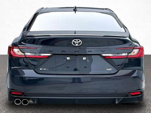 Certified 2025 Toyota Camry SE FWD image 7