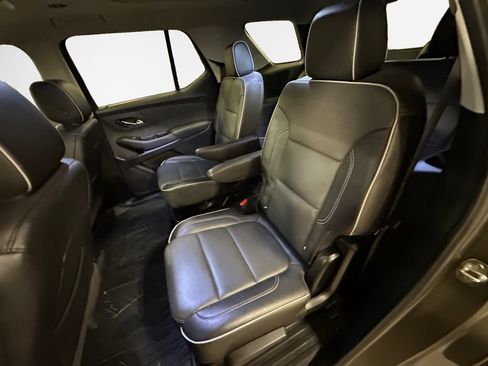 Used 2020 Chevrolet Traverse High Country w/ LPO, Floor Liner Package AWD/4WD image 25