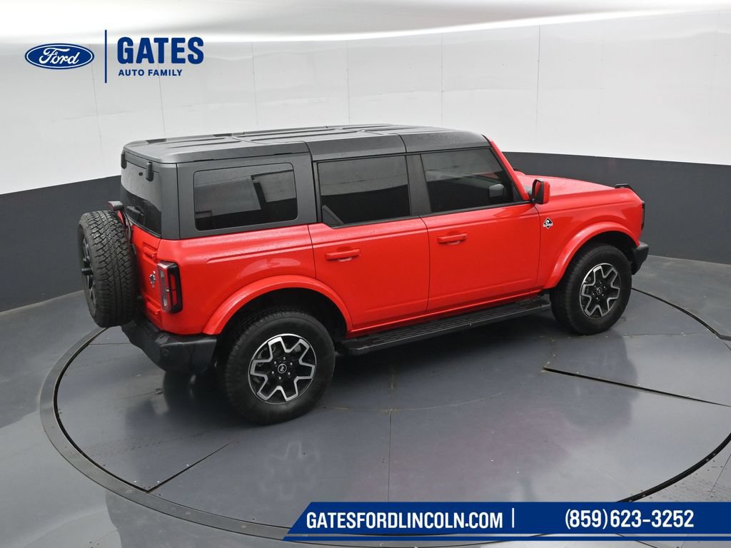 Used 2023 Ford Bronco Outer Banks AWD/4WD image 45