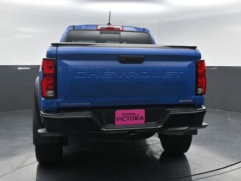 Used 2025 Chevrolet Colorado ZR2 w/ Technology Package image 16