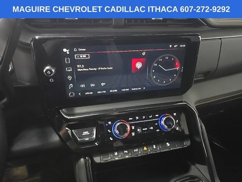Used 2024 GMC Sierra 2500 AT4 w/ AT4 Preferred Package AWD/4WD image 25