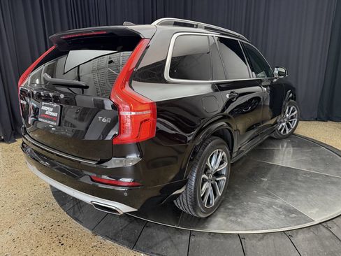 Used 2016 Volvo XC90 T6 Momentum w/ Momentum Plus Package image 8