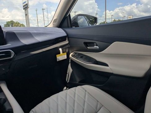 Used 2026 Nissan Sentra SL w/ Floor Mat Package FWD image 12
