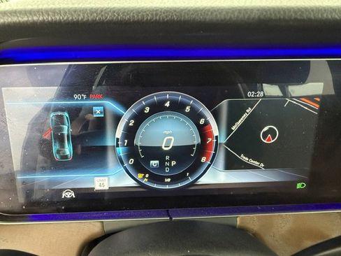 Used 2019 Mercedes-Benz E 300 4MATIC image 14