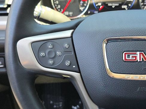 Used 2023 GMC Acadia Denali w/ Denali Ultimate Package AWD/4WD image 24