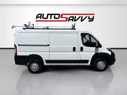 Used 2024 RAM ProMaster 2500 FWD image 8