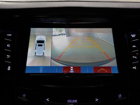 Used 2019 Cadillac Escalade Luxury AWD/4WD image 19