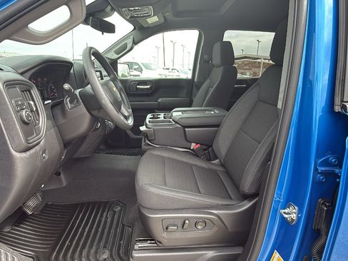 New 2026 Chevrolet Silverado 1500 Custom w/ LPO, Dark Essentials Package image 11