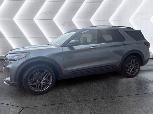 New 2026 Ford Explorer ST w/ Sun And Sound Package image 3