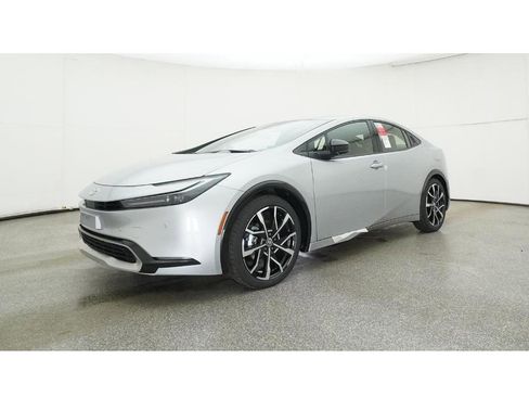 New 2025 Toyota Prius Plug-In Hybrid image 17