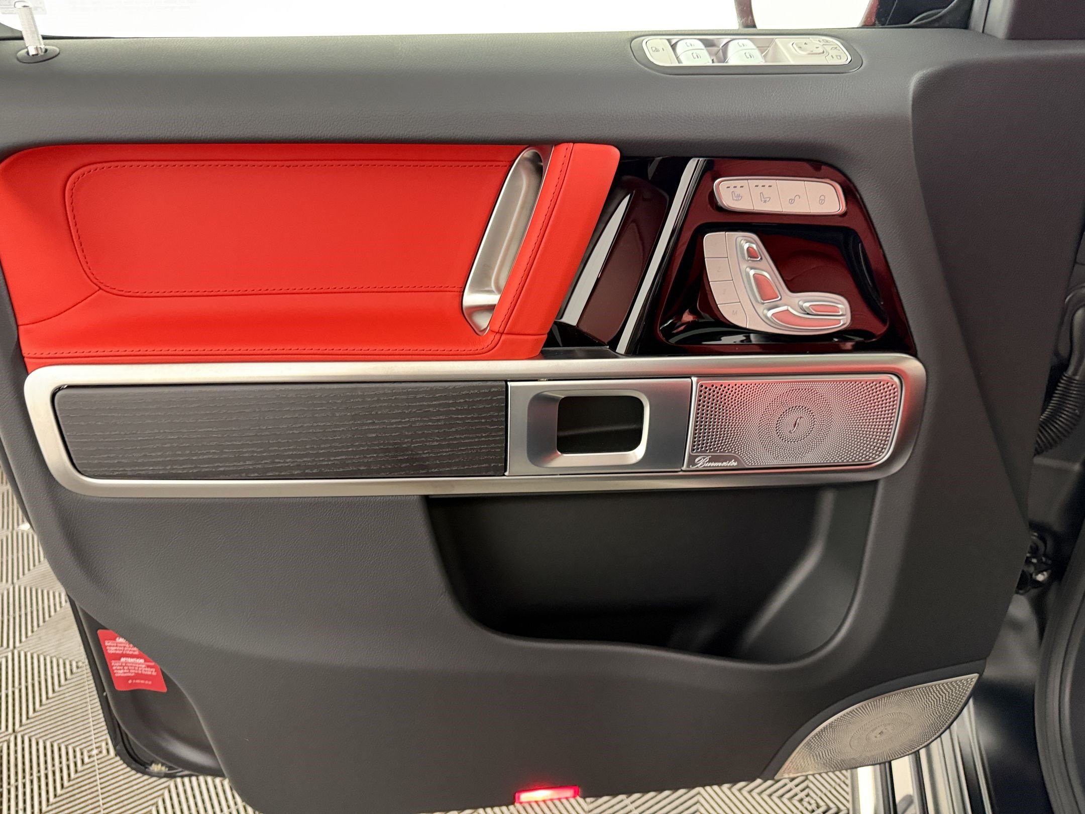 New 2027 Mercedes-Benz G 580 e image 14