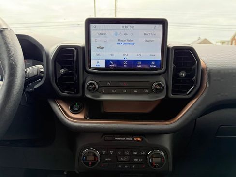 Used 2021 Ford Bronco Sport Outer Banks AWD/4WD image 16