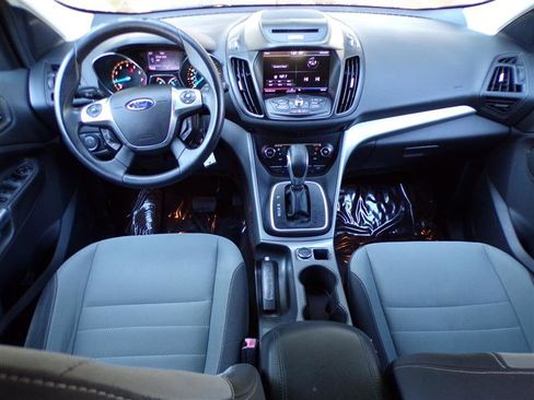 Used 2013 Ford Escape SE image 29