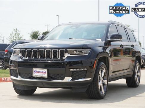 Used 2022 Jeep Grand Cherokee L Limited image 3