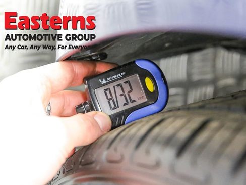 Used 2023 Tesla Model 3 Standard Range image 26