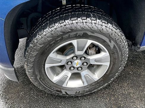 Used 2019 Chevrolet Colorado Z71 AWD/4WD image 7