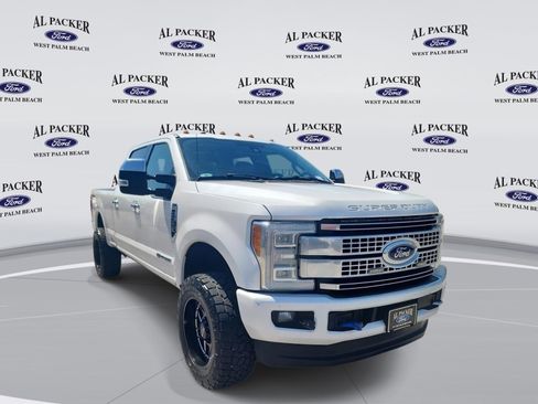 Certified 2017 Ford F350 Platinum w/ FX4 Off-Road Package AWD/4WD image 8