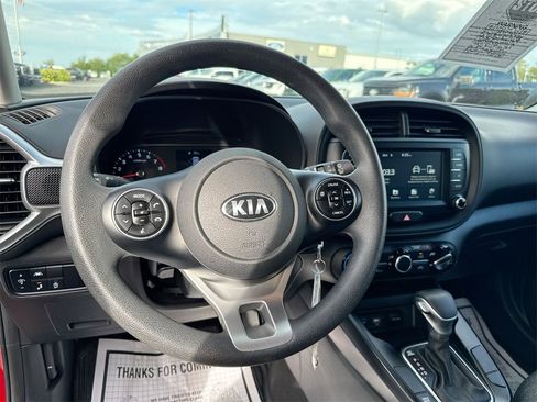 Used 2021 Kia Soul S image 19