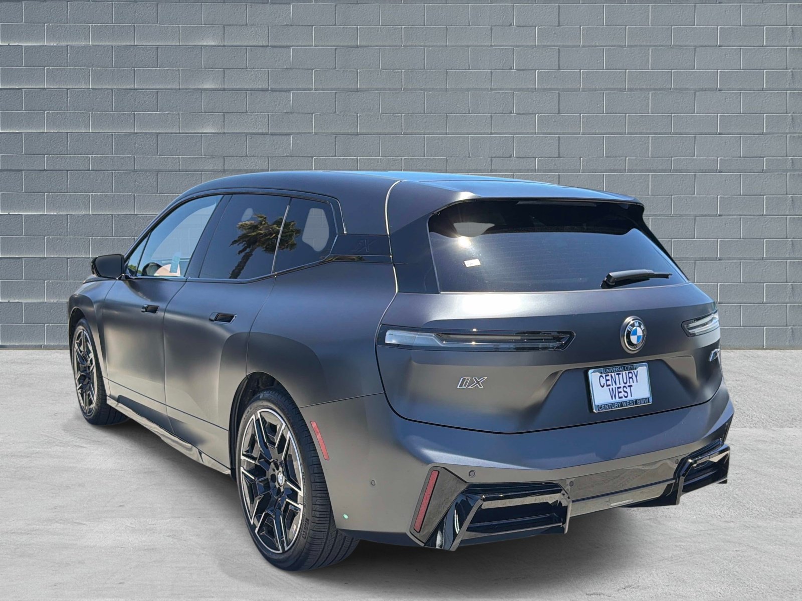 Used 2026 BMW iX M70 AWD/4WD image 3