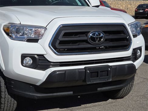 Certified 2023 Toyota Tacoma SR5 image 9
